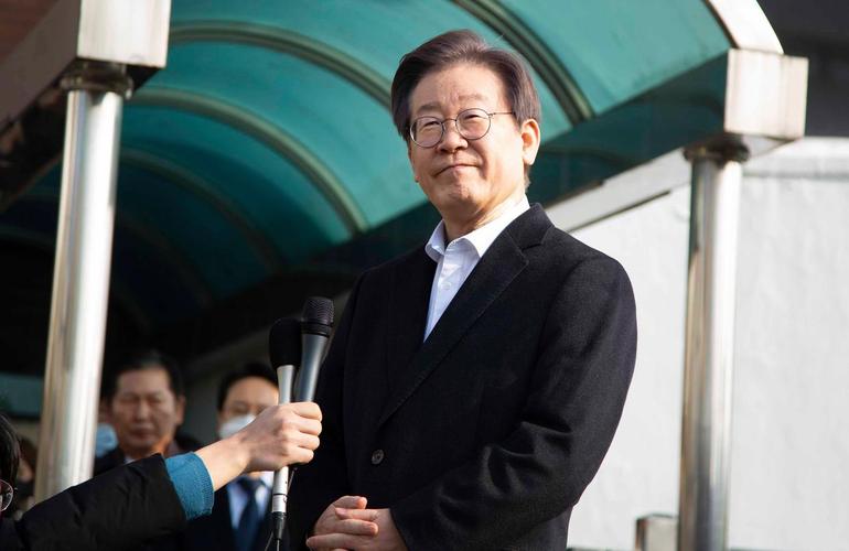 新澳门2025年开奖记录和李在明正式宣誓就职与李在明是什么党