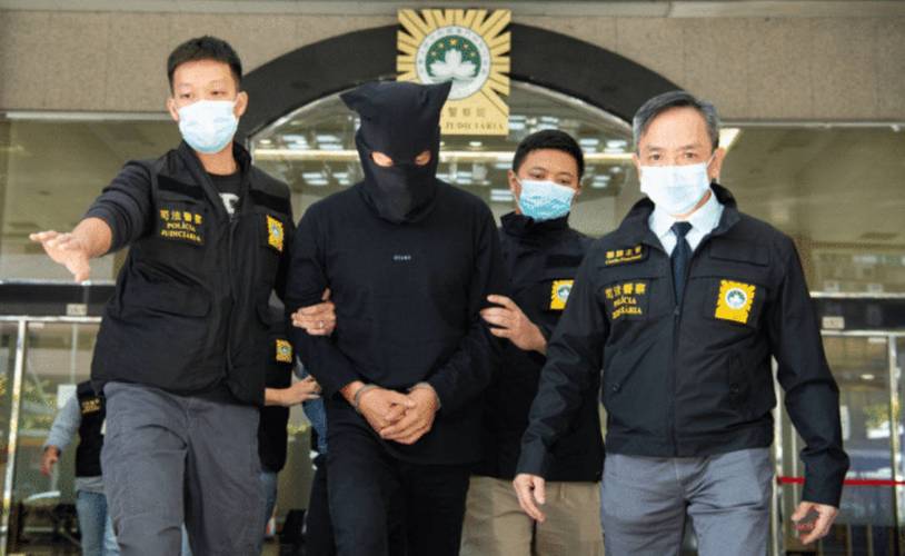 今晚新澳门开奖结果查询9+和家外有家被判10个月与家里有人判刑